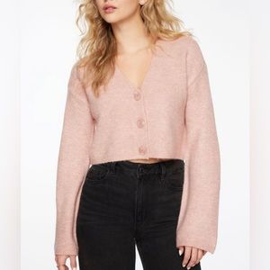 Dynamite heavenlyarn cropped sweater. Pink. Size M